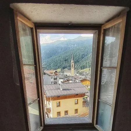 דירה Mansardina Il Nido פאדולה